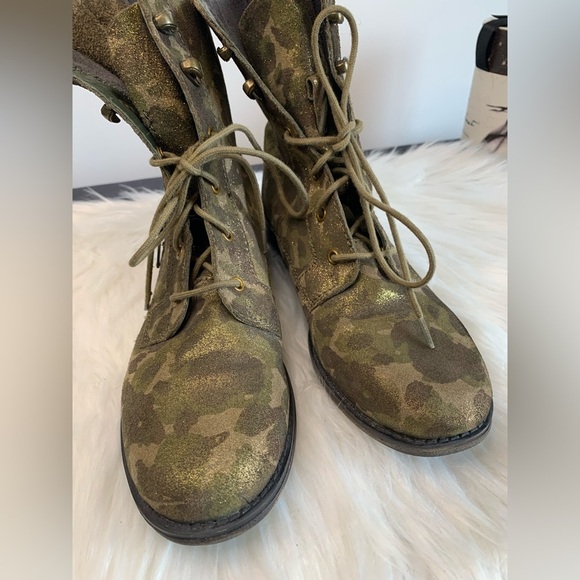 Marc Art of Walking Camouflage Lace-Up Ankle Boots - Picture 3 of 9